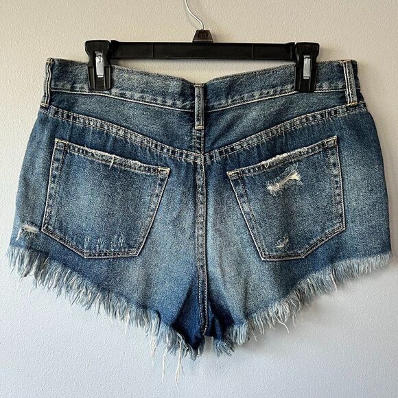 Free People We the Free Distressed Denim Shorts Size 29 - Picture 4 of 8